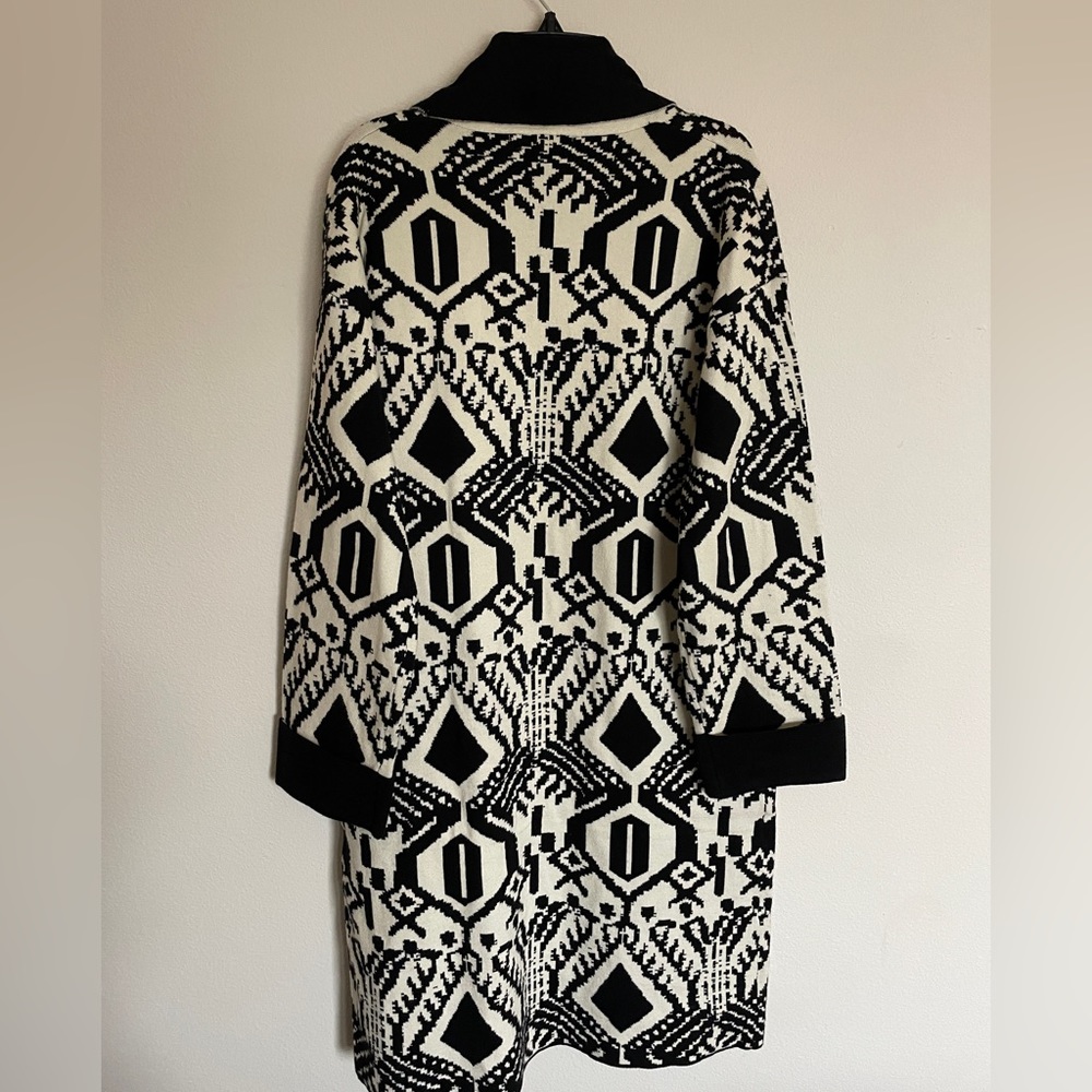 LOVESTITCH Cardigan - Picture 5 of 5